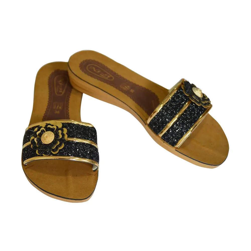 Oyoqlari orasidagi ayollarning fotosurati